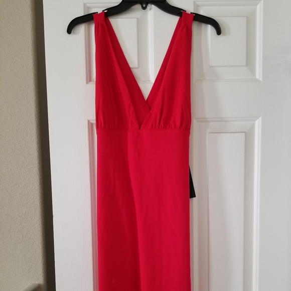 Red Dress - Picture 1 of 4